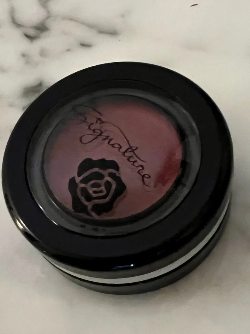 Mary Kay Signature Velvet Mousse Cheek- Berry KK14